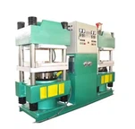 Mașină de vulcanizare a cauciucului